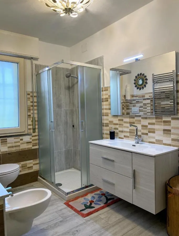 Guest house Casa Luba Hotel Lucca Italy