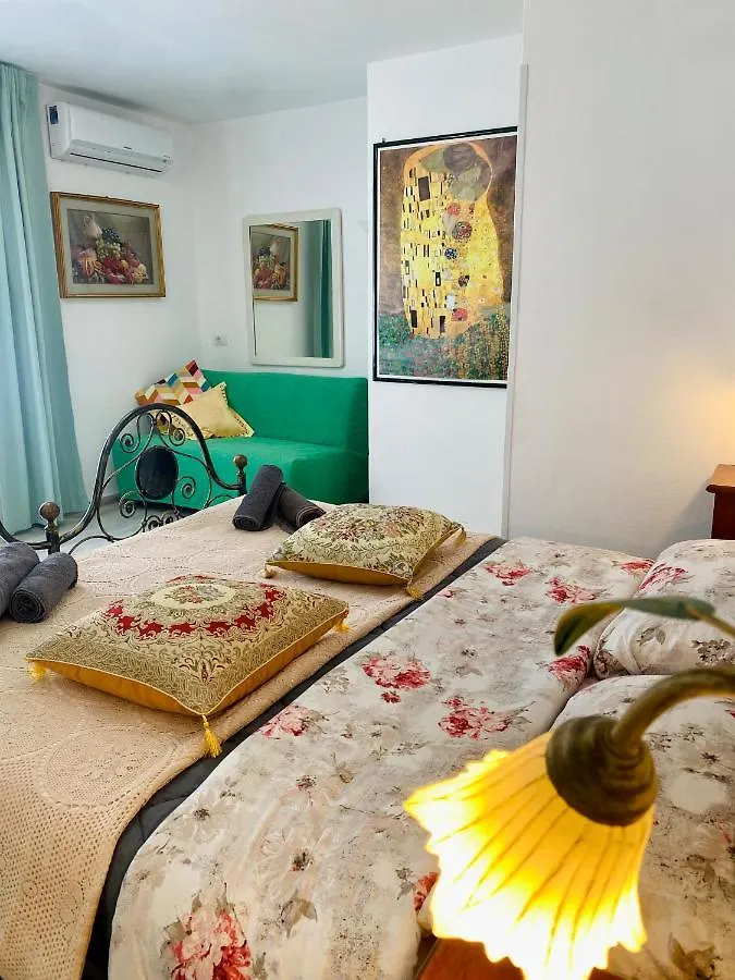 Casa Luba Hotel Lucca Guest house